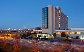 Hyatt Regency Pittsburgh International Airport Hotel